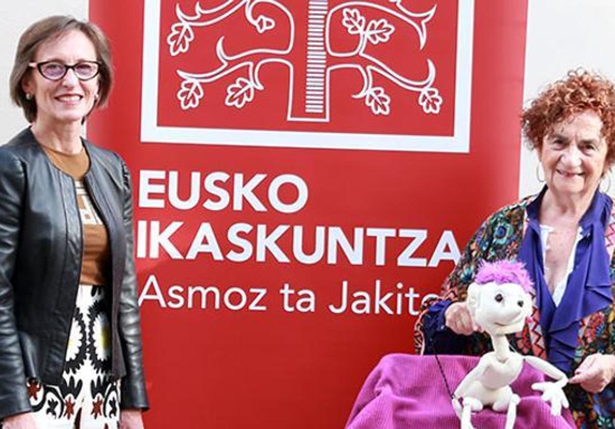 Enkarni Genuak jaso zuen 2022ko Manuel Lekuona saria.