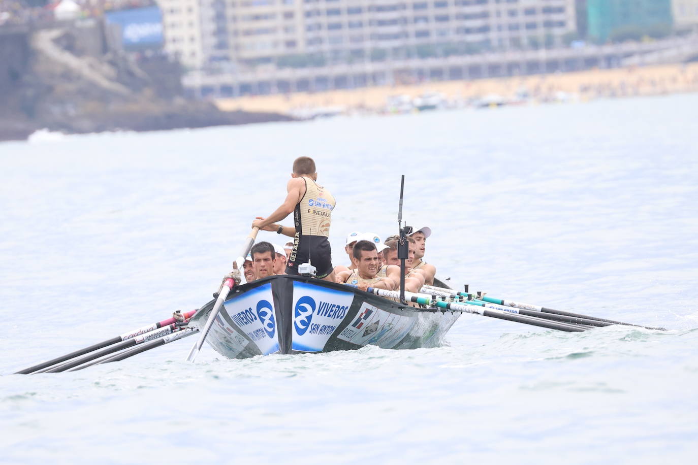 Las mejores imágenes de la regata masculina
