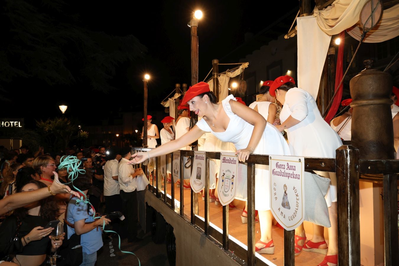 La presentación de las cantineras, en imágenes