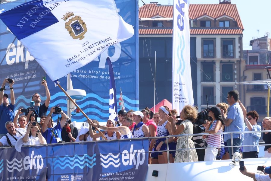 Arraun Lagunak celebra su victoria