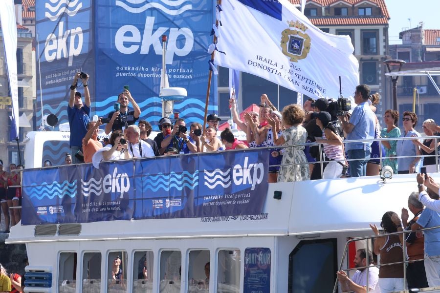 Arraun Lagunak celebra su victoria