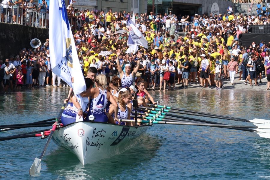 Arraun Lagunak celebra su victoria