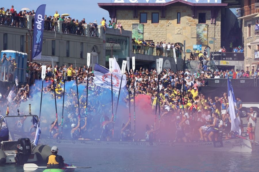 Arraun Lagunak celebra su victoria