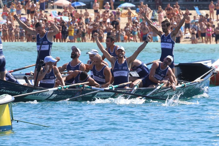 Urdaibai se lleva su séptima Bandera de La Concha