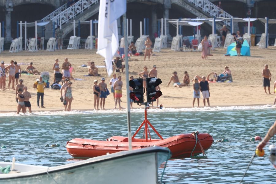 Exhibición de Arraun Lagunak en la Bandera de La Concha