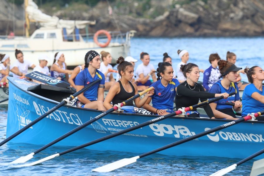 Exhibición de Arraun Lagunak en la Bandera de La Concha