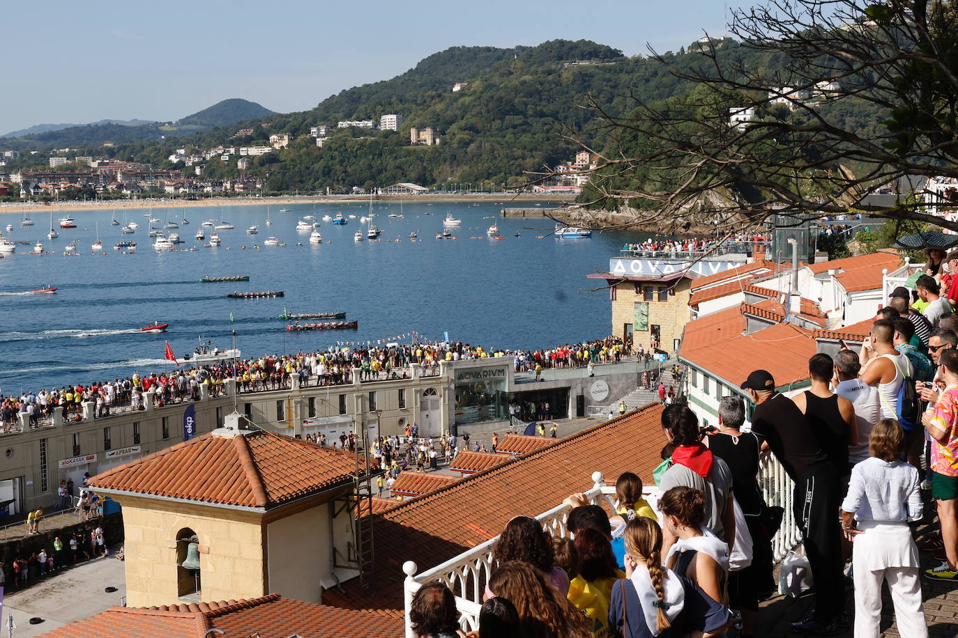 Las aficiones toman Donostia en el gran día del remo