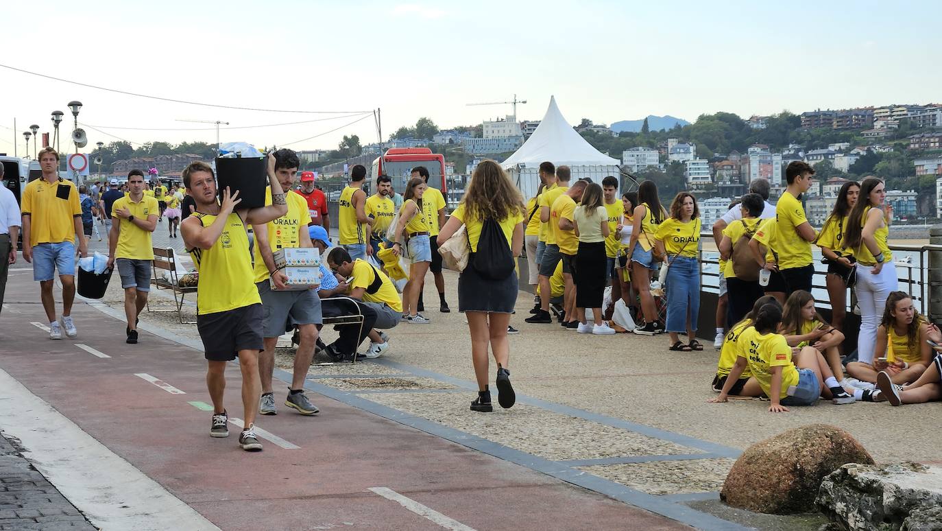 Las aficiones toman Donostia en el gran día del remo