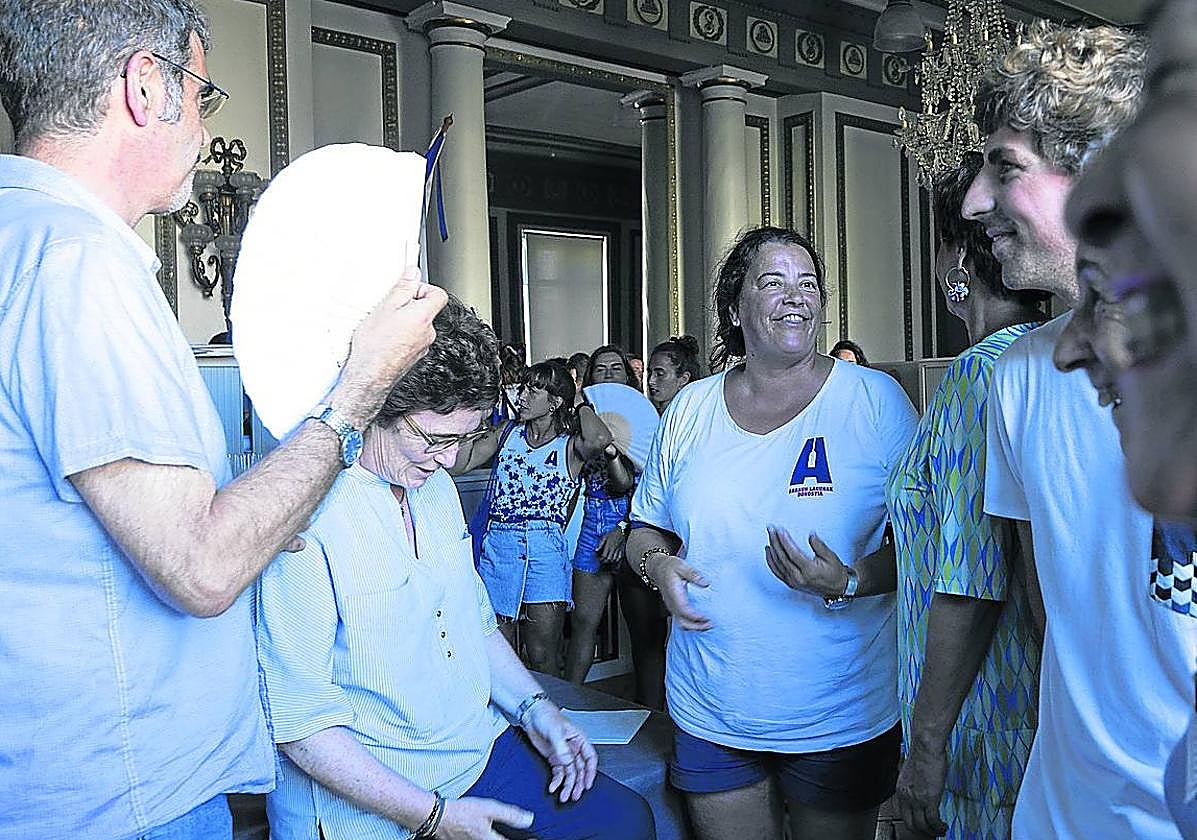 Itziar Eguren, el domingo por la tarde junto, entre otros, Eneko Goia