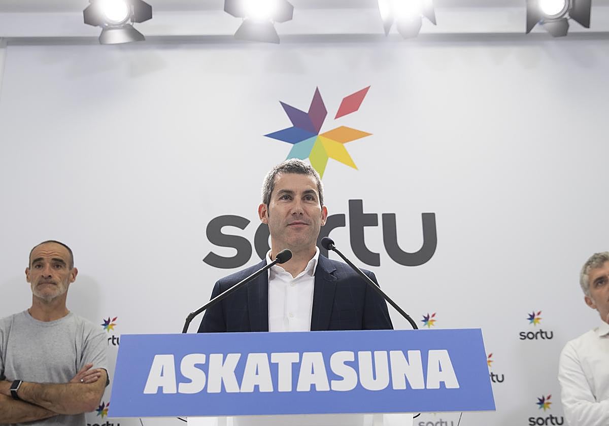 Arkaitz Rodriguez en rueda de prensa.