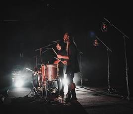 Hiru kontzertu eskainiko ditu Kalakan taldeak Sarako kobazuloetan