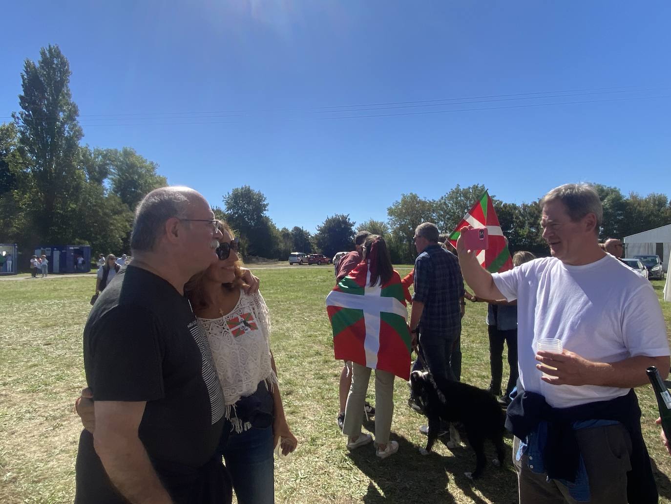 Día de reencuentros y de cumpleaños en Foronda