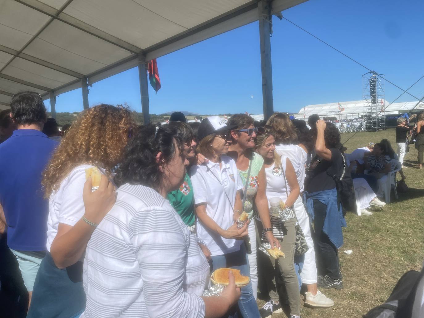 Día de reencuentros y de cumpleaños en Foronda