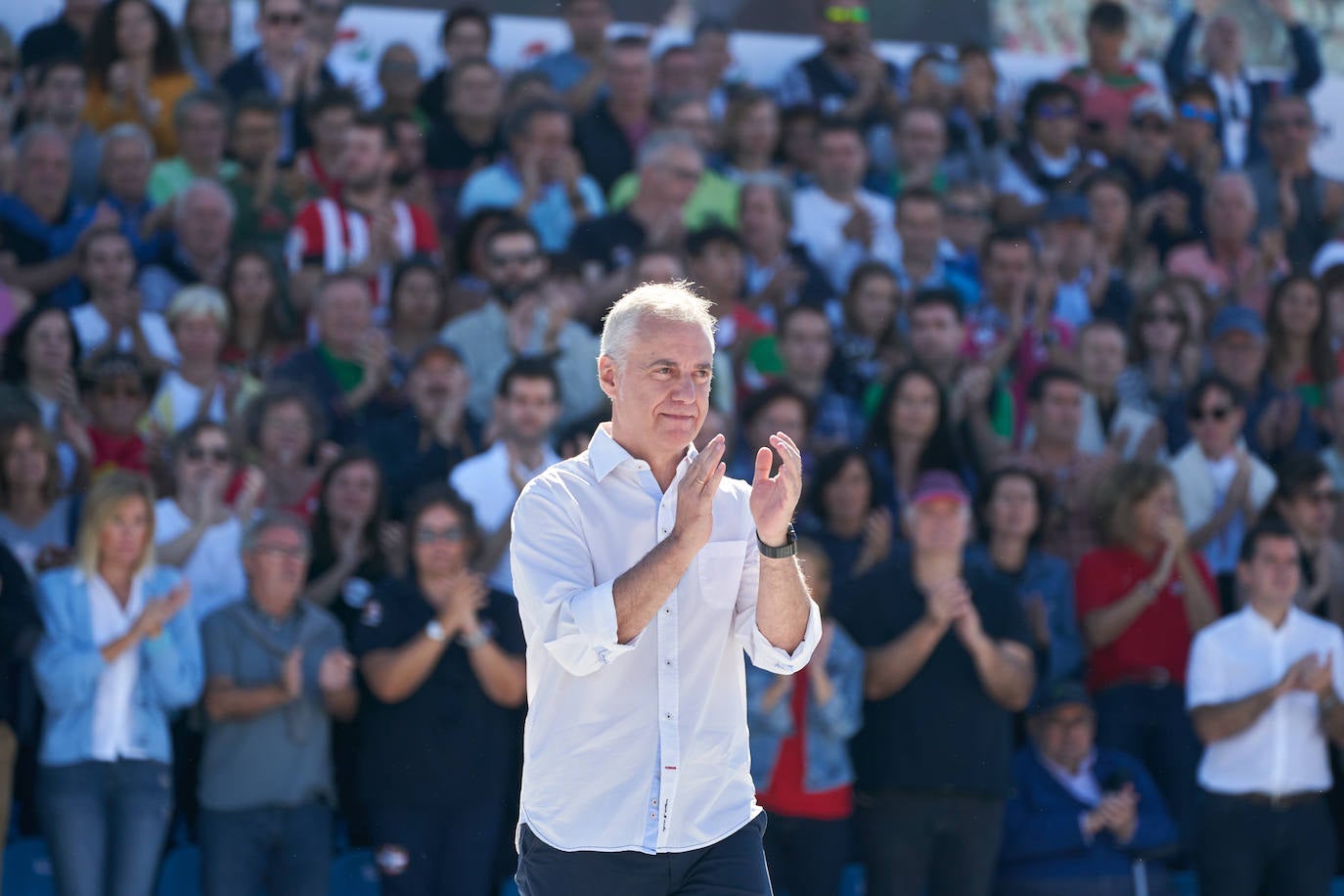 El Alderdi Eguna convoca a miles de personas en Foronda