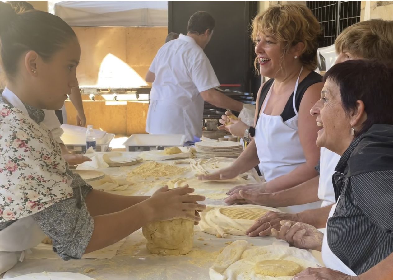 Las cuadrillas y familias viven un animado Herri Eguna