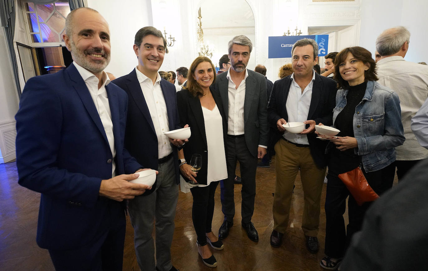 Homenaje a la familia Arbelaitz en el banquete de Miramar