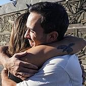 «Es el abrazo más bonito que nos hemos dado nunca»