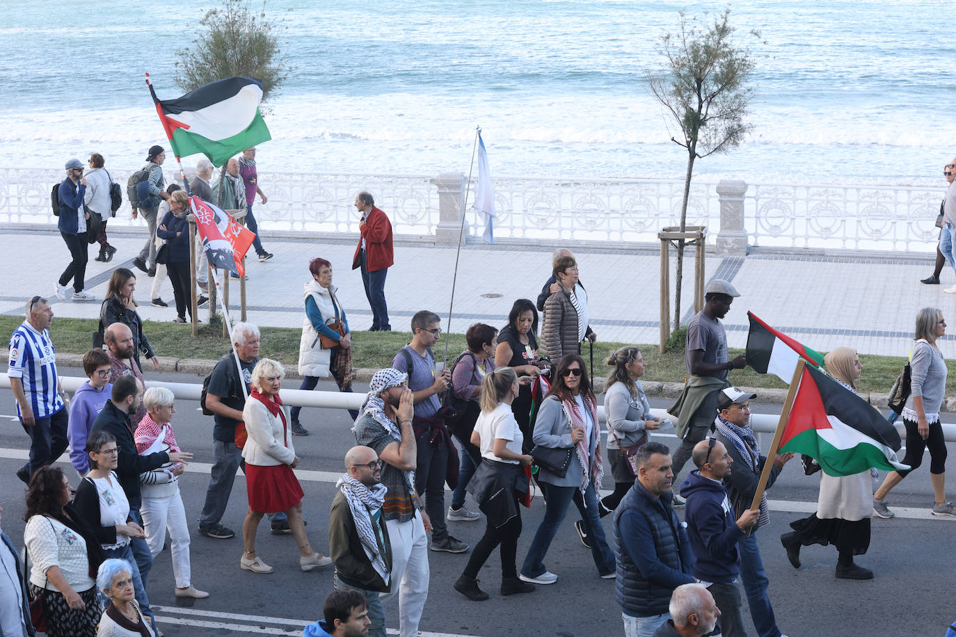 Donostia se echa a la calle en apoyo al pueblo palestino