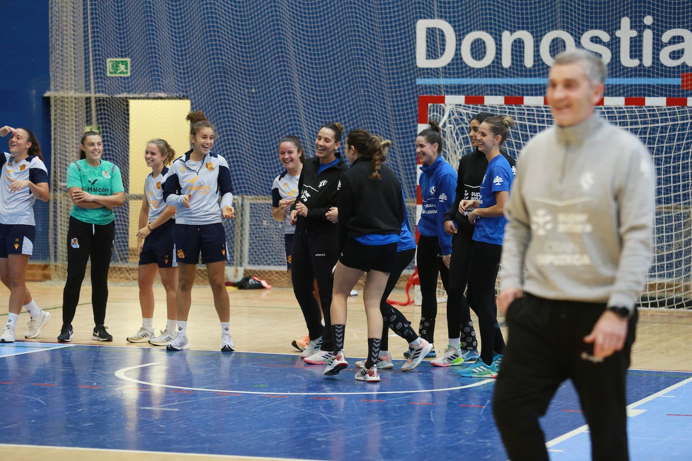 Bera Bera y Real Sociedad se citan sobre el parqué