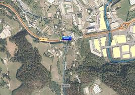 Reabierta la Gi-631 en Azkoitia tras casi dos horas cerrada por el incendio de un vehículo