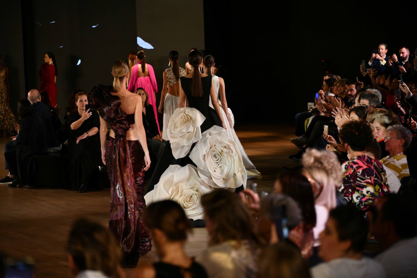 Isabel Sanchis se estrena en San Sebastián Moda Festival a lo grande