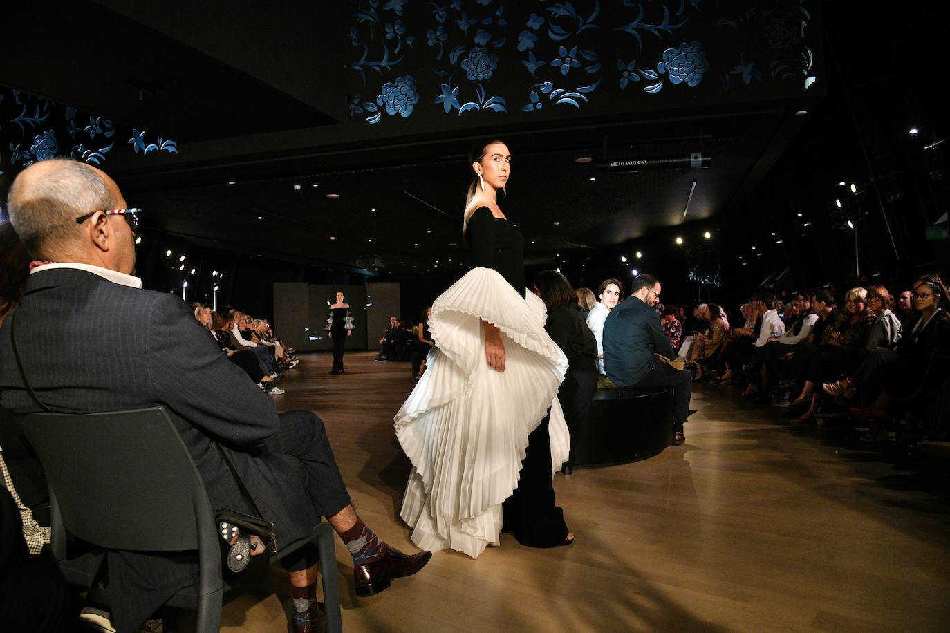 Isabel Sanchis se estrena en San Sebastián Moda Festival a lo grande