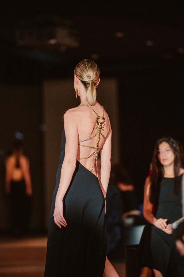 Desfile de Isabel Sanchis en Balenciaga