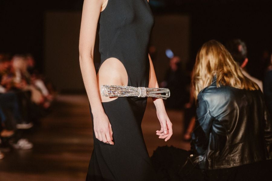 Desfile de Isabel Sanchis en Balenciaga