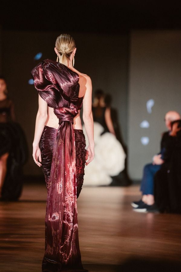 Desfile de Isabel Sanchis en Balenciaga