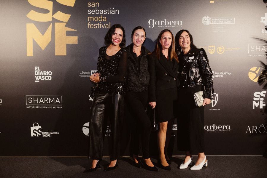 Photocall del desfile de Isabel Sanchis