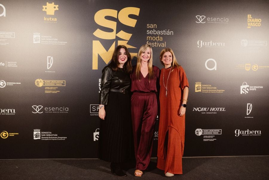 Photocall del desfile de Isabel Sanchis