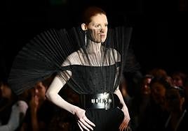 Isabel Sanchis se estrena en San Sebastián Moda Festival a lo grande