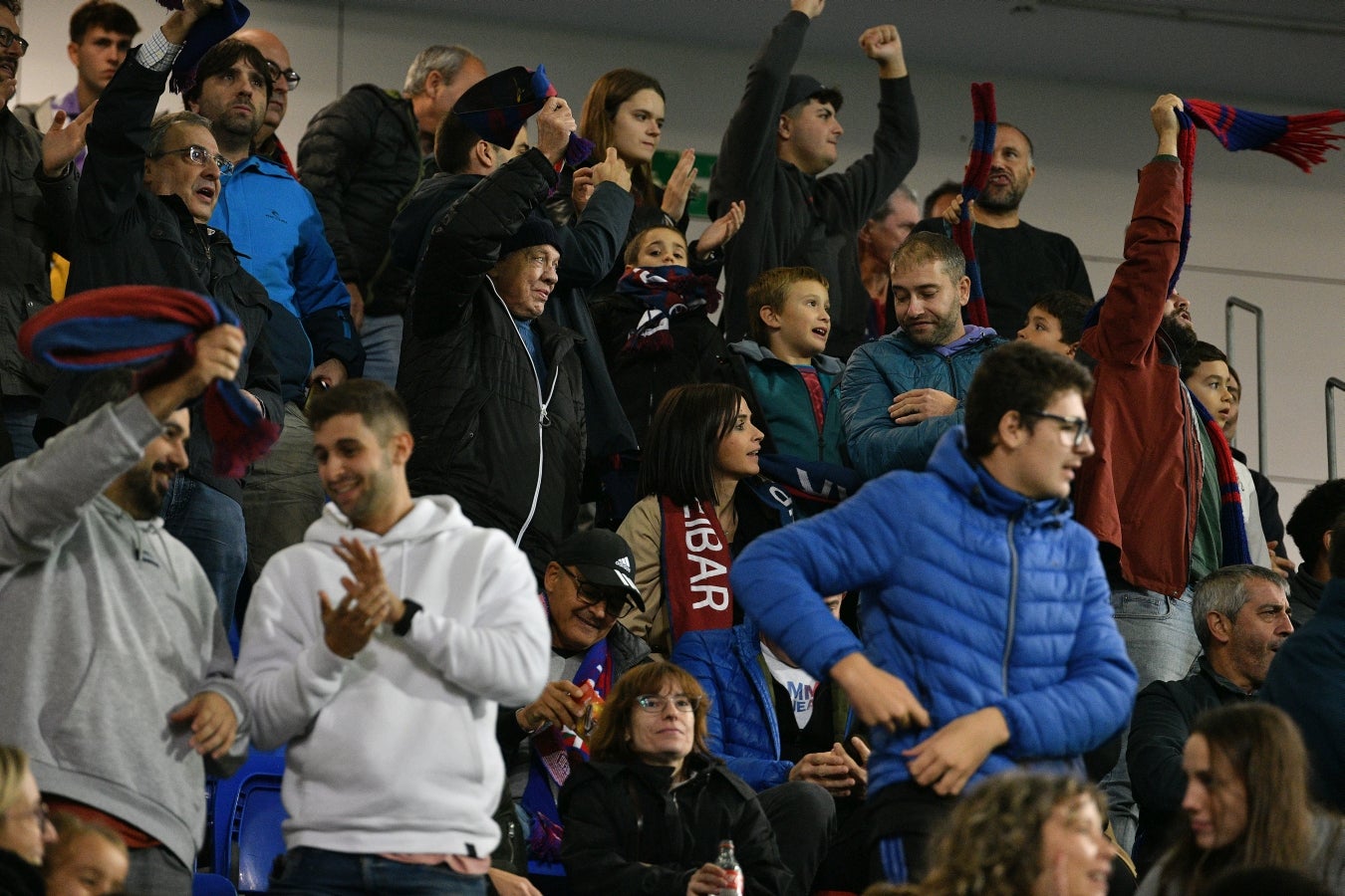 Las mejores imágenes de la &#039;manita&#039; del Eibar al Valladolid