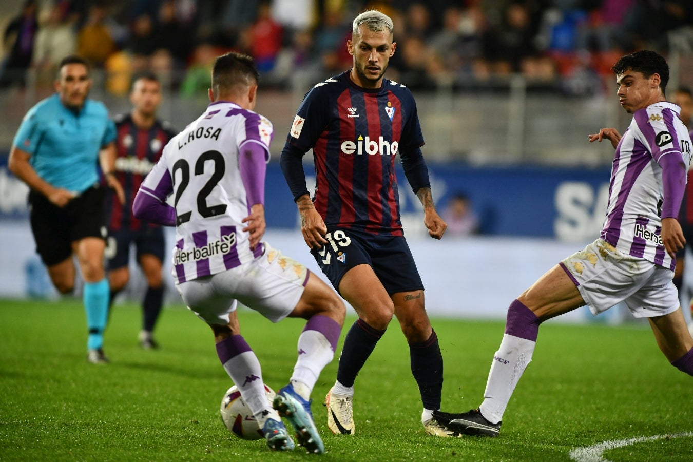 Las mejores imágenes de la &#039;manita&#039; del Eibar al Valladolid