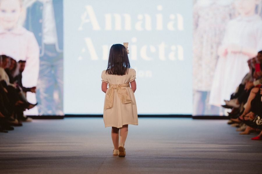 Amaia Arrieta London muestra el otoño y avanza la colección de Navidad