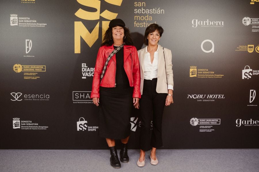 Loreak Mendian fusiona formas atemporales