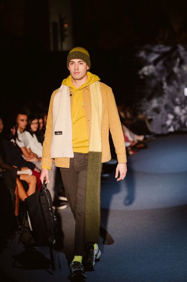 Loreak Mendian fusiona formas atemporales