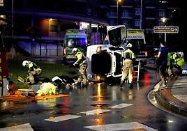 Tres mujeres heridas tras volcar un vehículo en una rotonda en Hernani