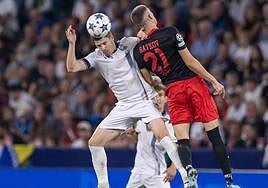 Competición perdona la quinta amarilla a Igor Zubeldia y podrá jugar contra el Barcelona