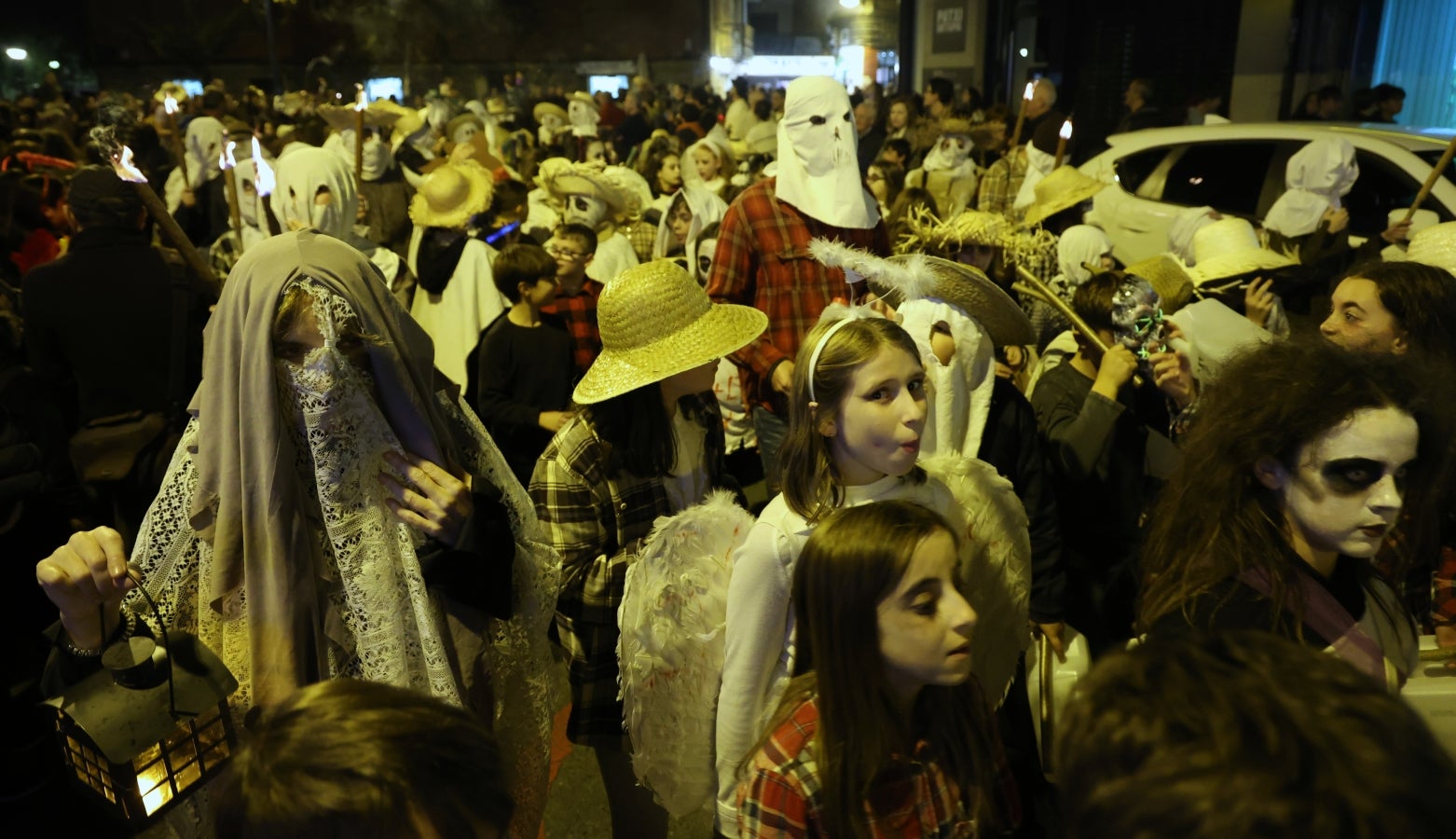 Las mejores fotos de Gau Beltza en Errenteria