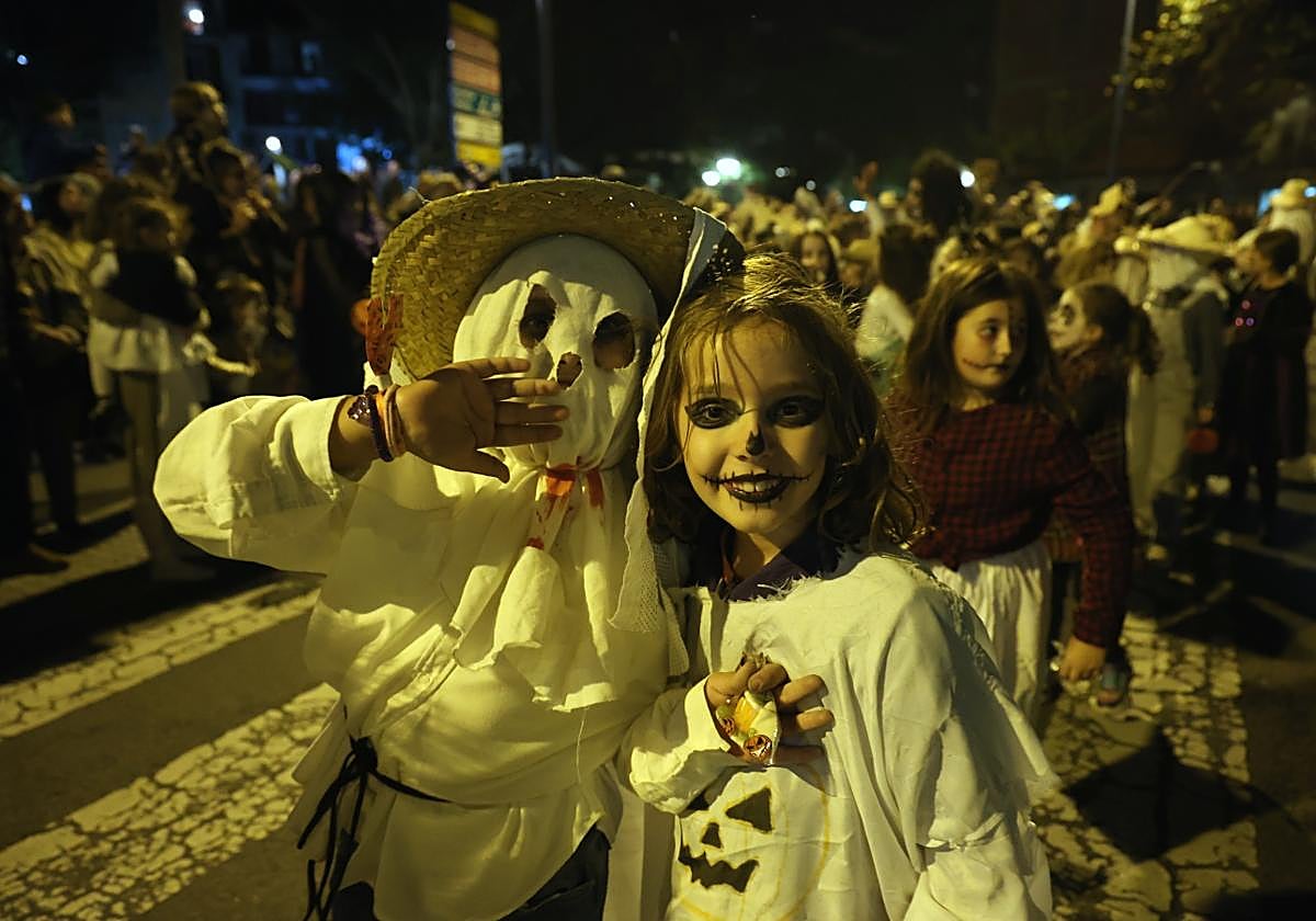 Las mejores fotos de Gau Beltza en Errenteria