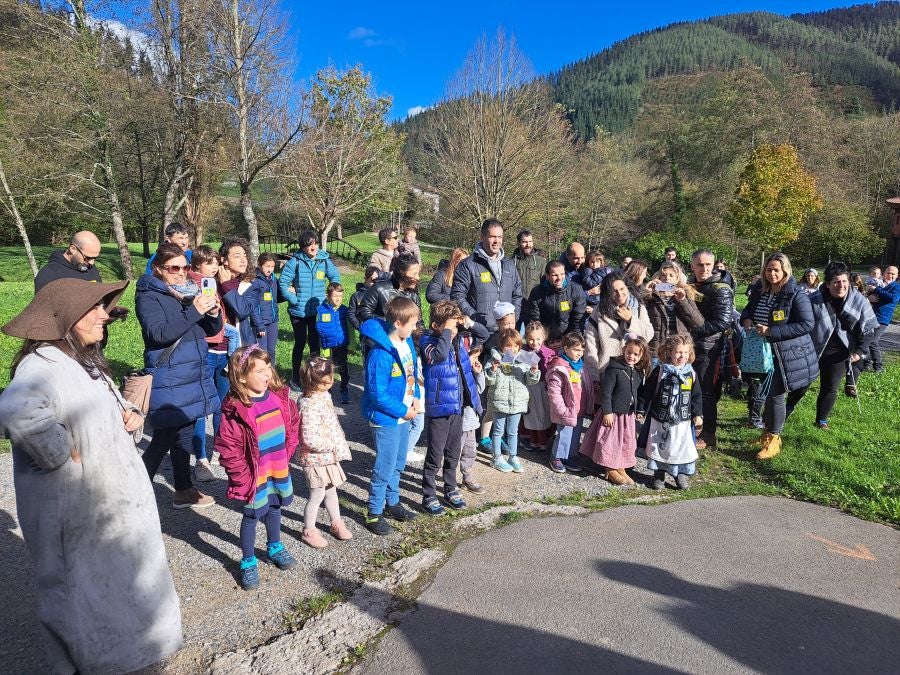 Olentzero eta Mari Domingi Mirandaolan