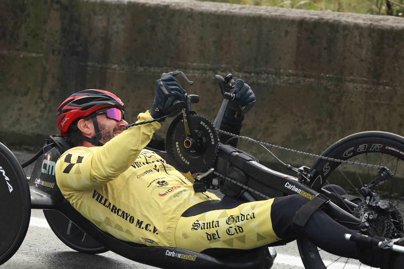 Fotos de las handbikes de la Behobia 2023