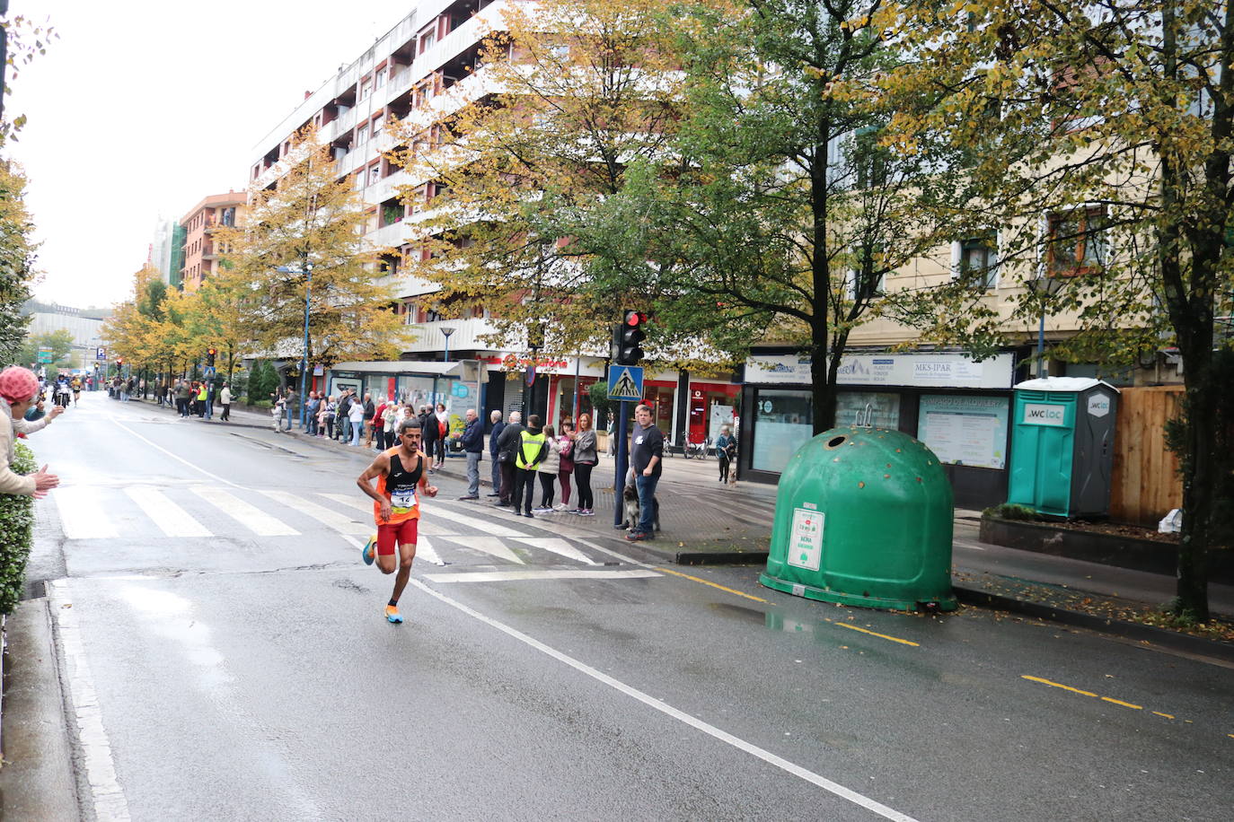 Fotos de la Behobia-San Sebastián 2023 a su paso por Errenteria