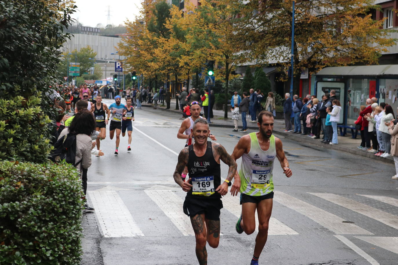 Fotos de la Behobia-San Sebastián 2023 a su paso por Errenteria