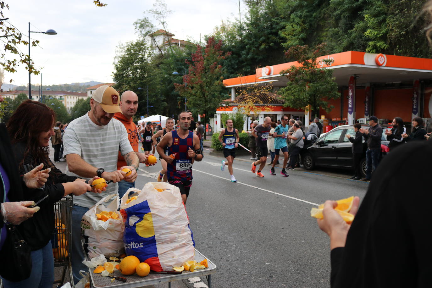 Fotos de la Behobia-San Sebastián 2023 a su paso por Errenteria