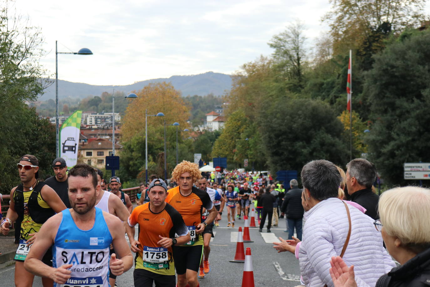 Fotos de la Behobia-San Sebastián 2023 a su paso por Errenteria