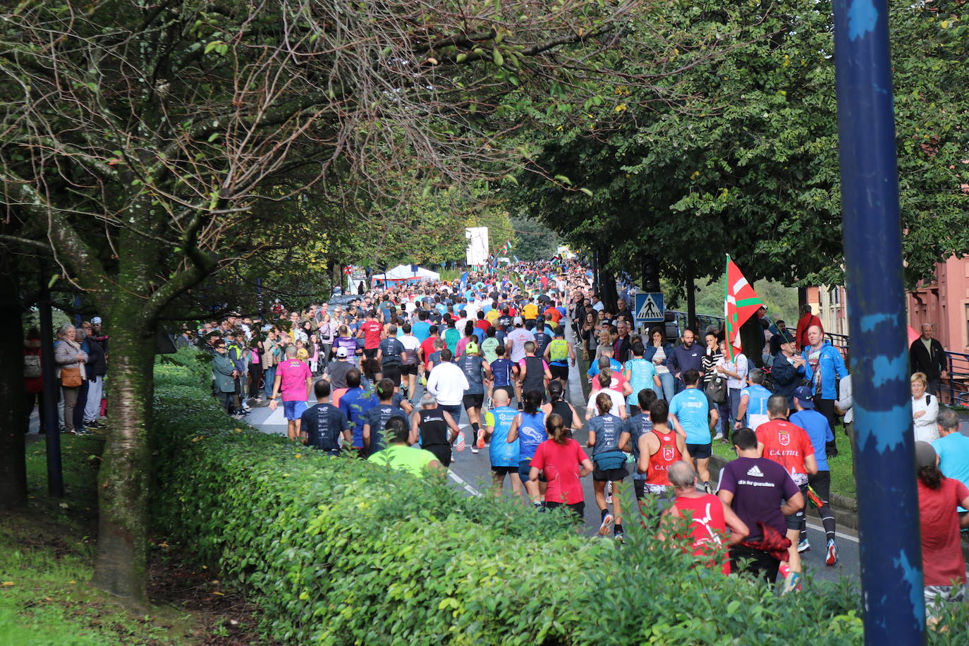 Fotos de la Behobia-San Sebastián 2023 a su paso por Errenteria