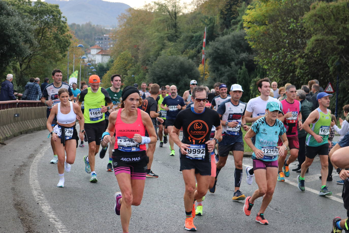 Fotos de la Behobia-San Sebastián 2023 a su paso por Errenteria