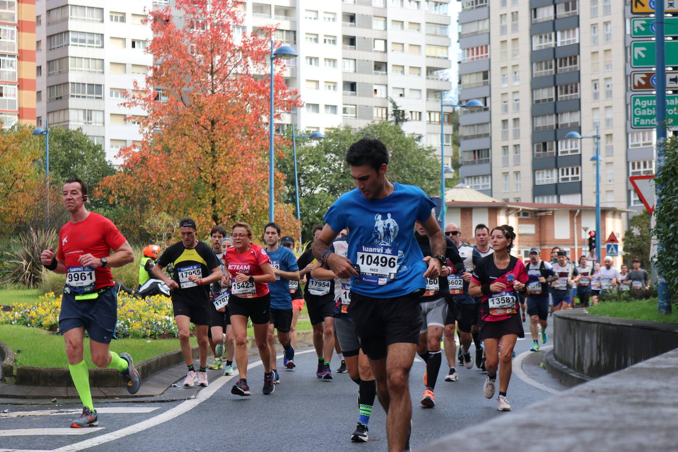 Fotos de la Behobia-San Sebastián 2023 a su paso por Errenteria